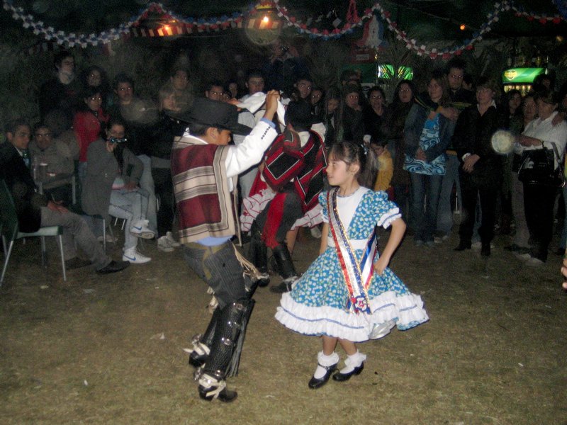 Kids dancing the Cueca