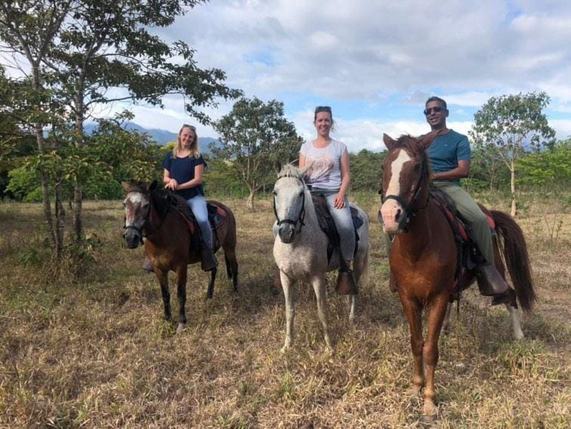 Caldera Horseback Riding With Friends