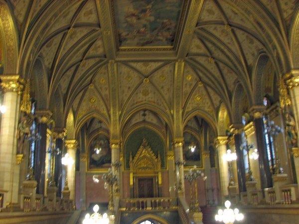 The main hall, picture it not blurry.
