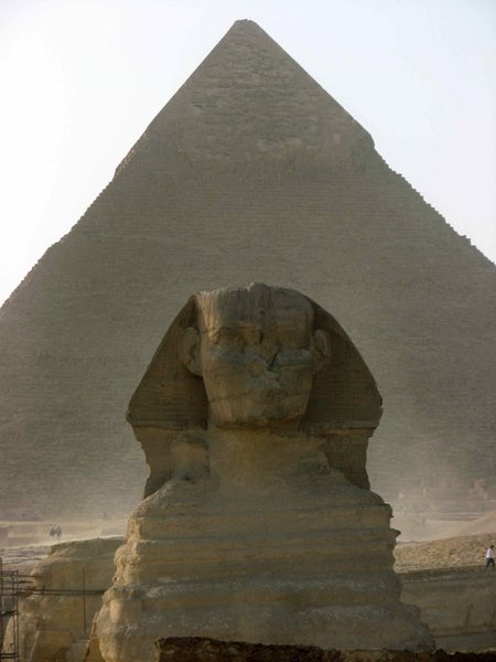 Sphinx and 2nd pyramid