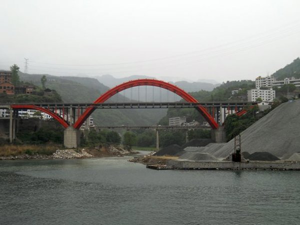 Orange bridge on Yangtze River