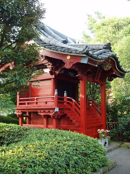 Senso-ji Temple Garden