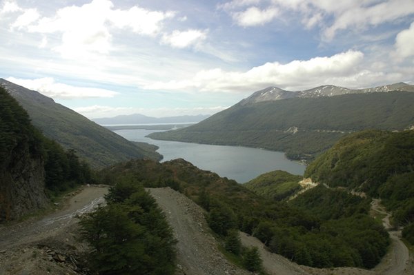 The road winding up to Paso Garibaldi, Tierra del Fuego