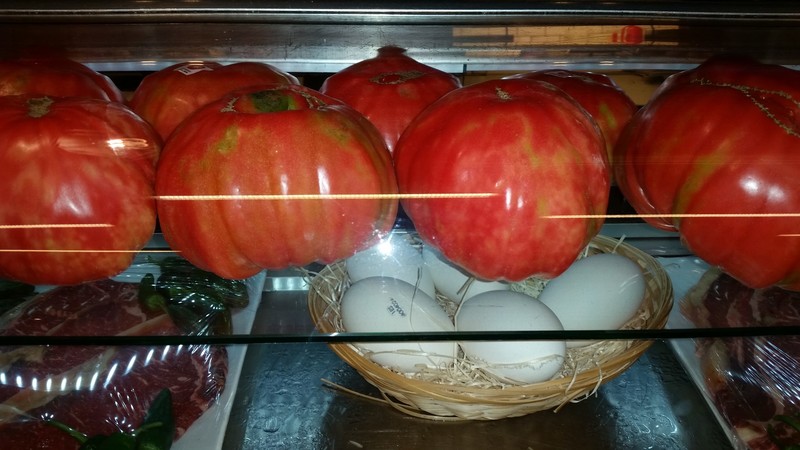 5 pouns tomatoes