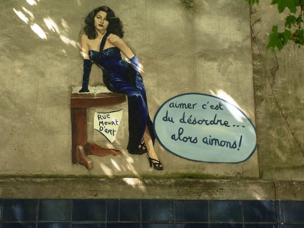 Wall painting in the Montmartre