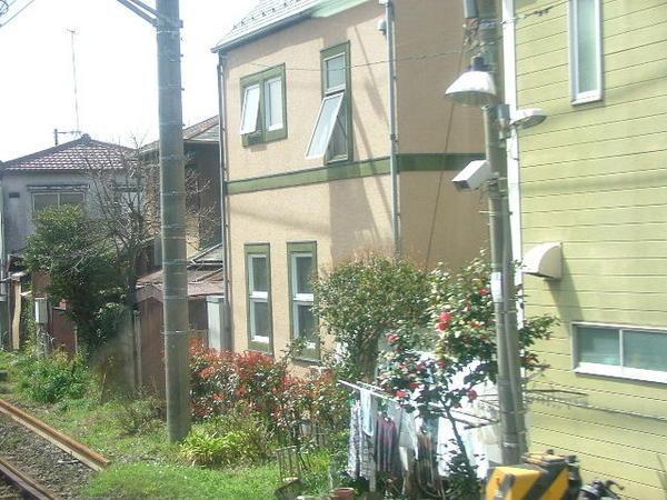 Houses right next to railway line...