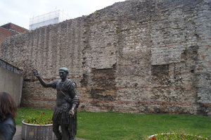Outer wall, Tower of London