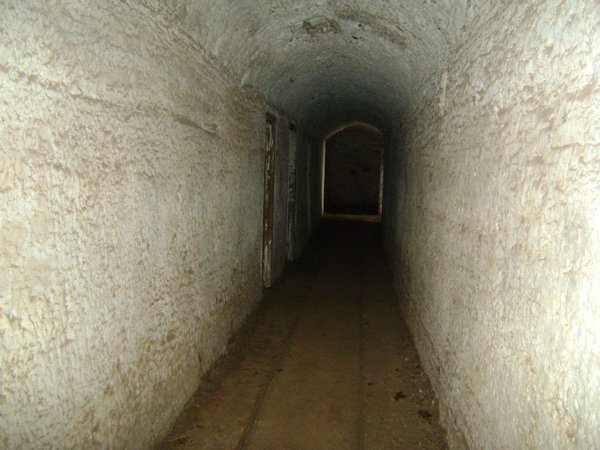 Tunnel Tracks