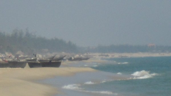 Cua Dai Beach Bumming