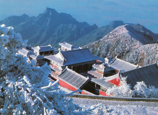 Mount Tai: Heaven is COLD!