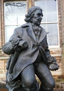 Erasmus Darwin Statue