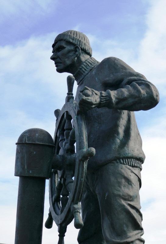 Merchant Navy Memorial, South Shields 