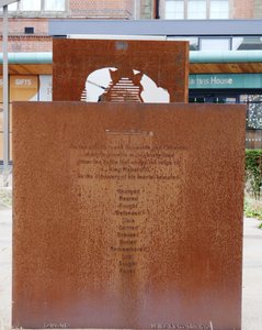 Leicester Cathedral Square