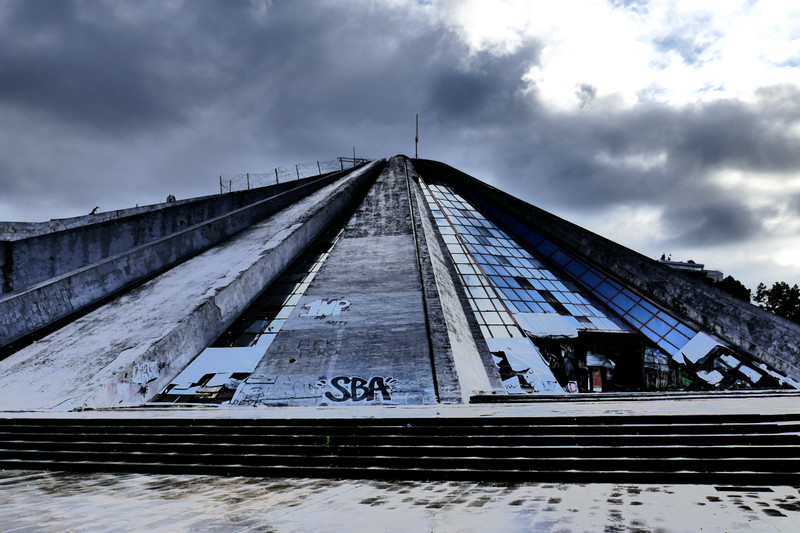 Pyramid, Tirana 