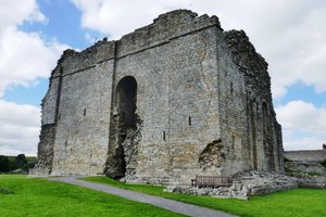 Bowes Castle 