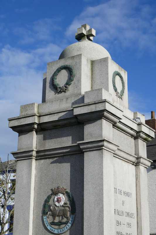 Pontefract War Memorial 