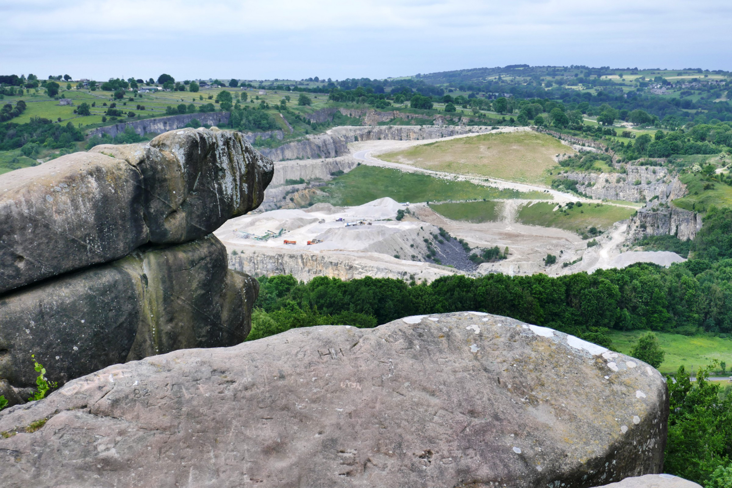 Black Rocks | Photo