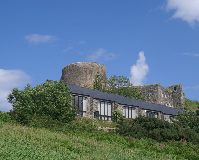 Newburgh Castle