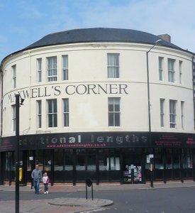 Maxwells Corner