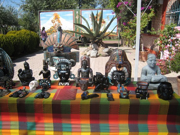 Art, Tequila and Craft Market in Teotihuacan