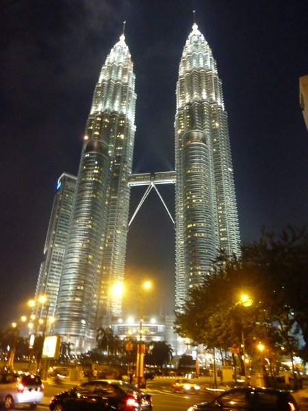 B7 Petronas Twin Towers 3