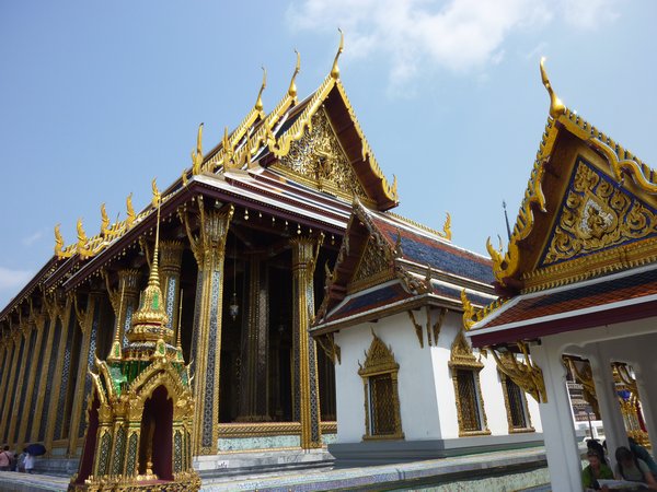 A9 Emeral Buddha Temple