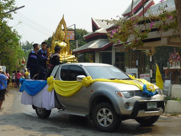K4 Songkran Parade in Pai 4