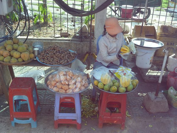 A9 Fruit vendor