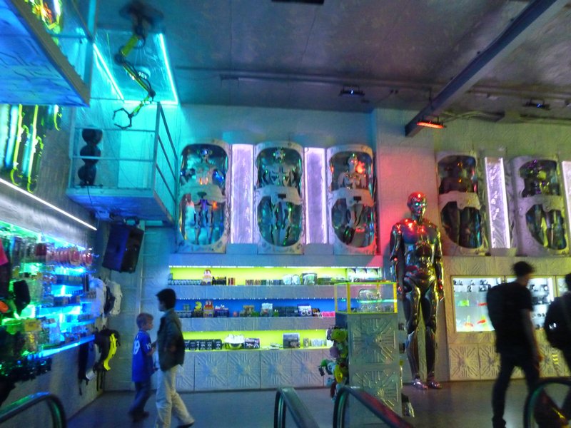 C1 Neon shop 1