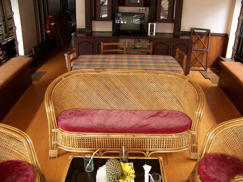 Living room (house boat)