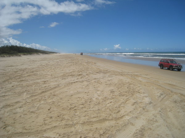 75-mile beach Fraser Island