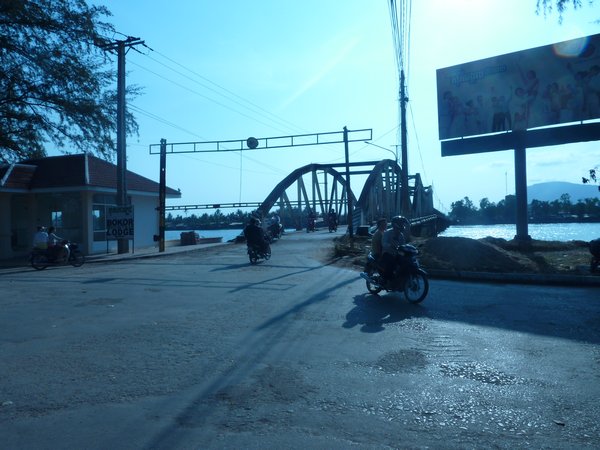 Kampot bridge