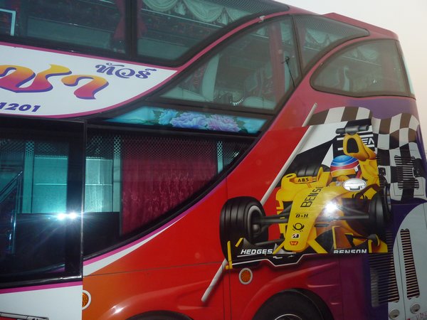 Fast bus to Bangkok