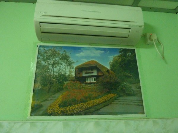 4 - Aircon and dodgy painting