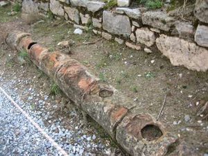 pipes held with beeswax....clever roman construction
