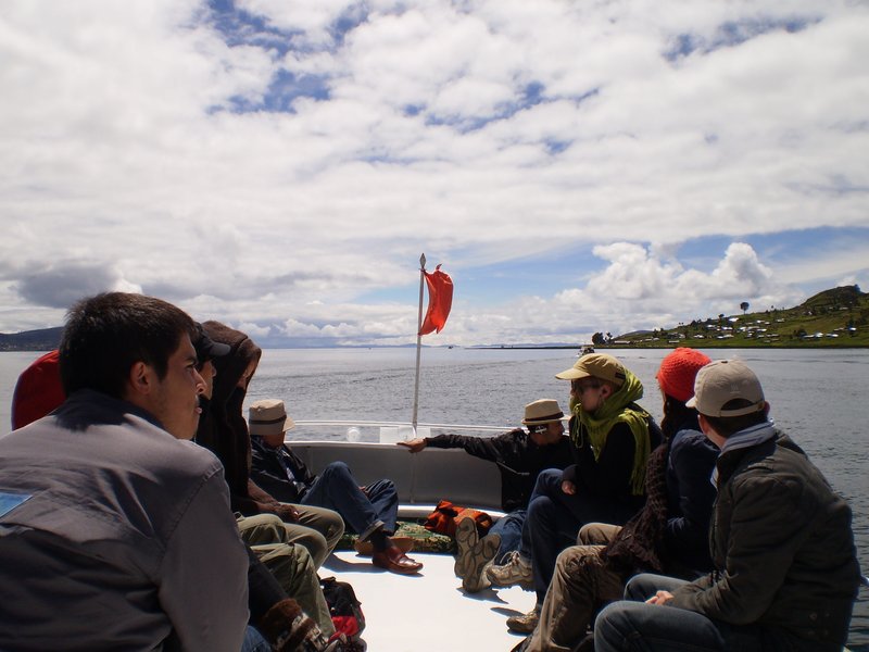 Lake Titicaca and Las Islas Flotantes 015