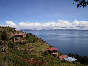 Lake Titicaca and Las Islas Flotantes 036