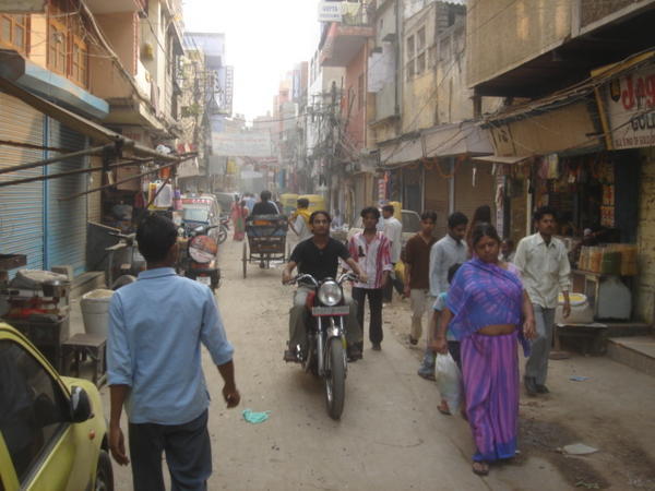 Main Bazar - Delhi