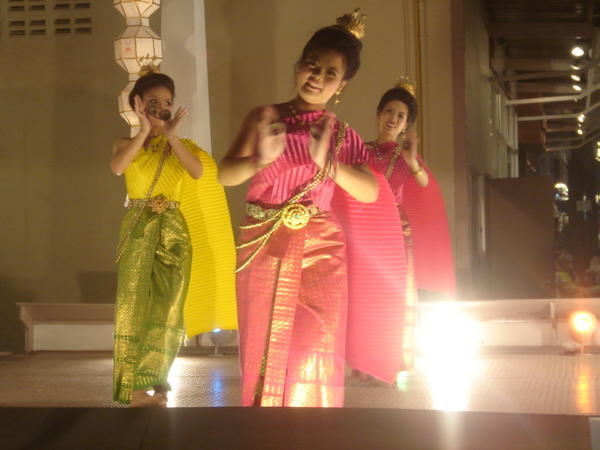 Thai dance show