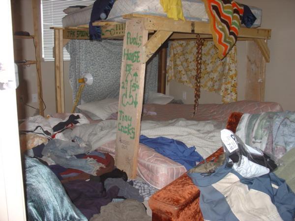 crazy Aussies bedroom