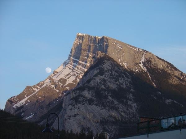 Rundle Mountain - Banff