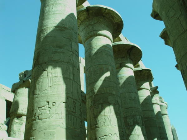 some of the 100+ pillars inside the temple