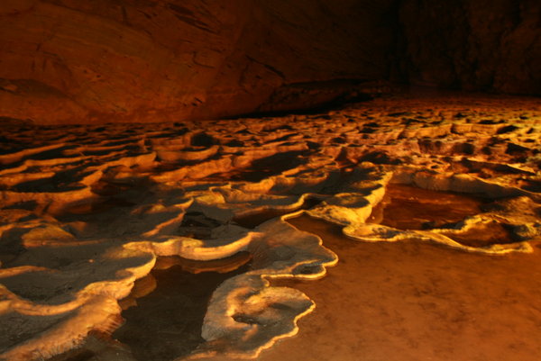 Beautiful Show Cave - Huanglong Cave