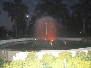Illuminated fountains