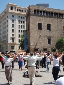 Dancing in the Plaza