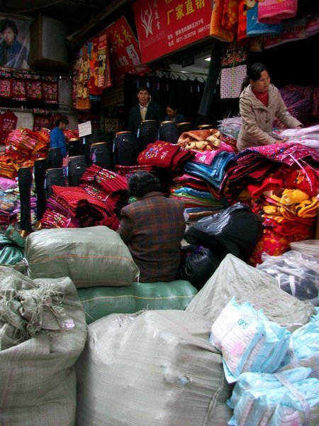 Kunming clothes market