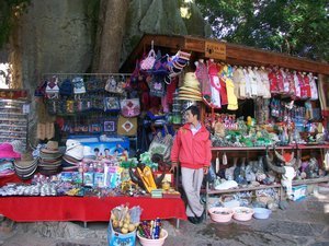 Souvernirs shop at Shilin National Park