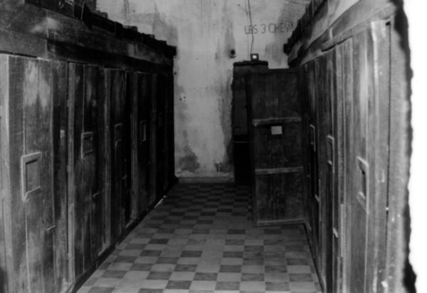 Upper Deck Prison