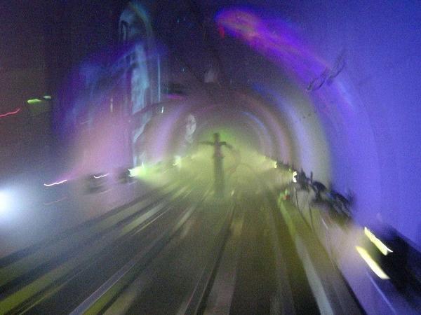 Psychadelic Sightseeing Tunnel