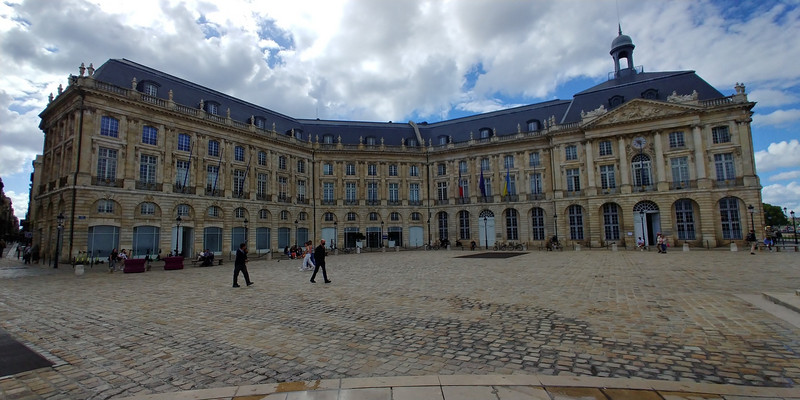 Bordeaux Walking Tour – Bordeaux, France
